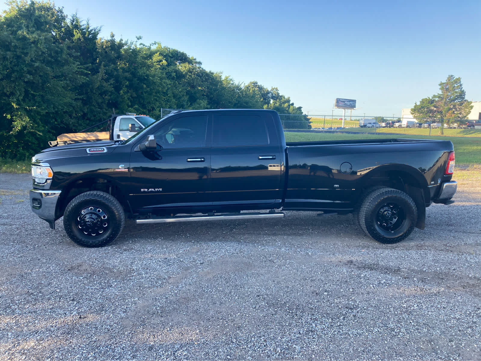 ram ram 3500 pickup 2019 3C63RRHL0KG707496 image ram ram 3500 pickup 2019 3C63RRHL0KG707496 image
